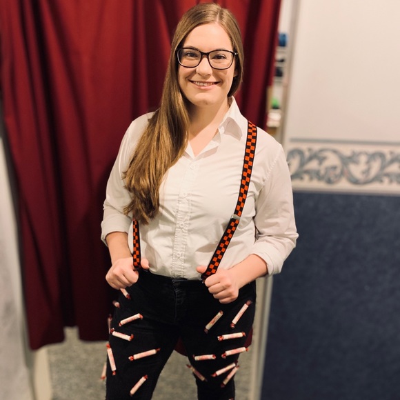 Meet your Posher, Nicole - Picture 1 of 1